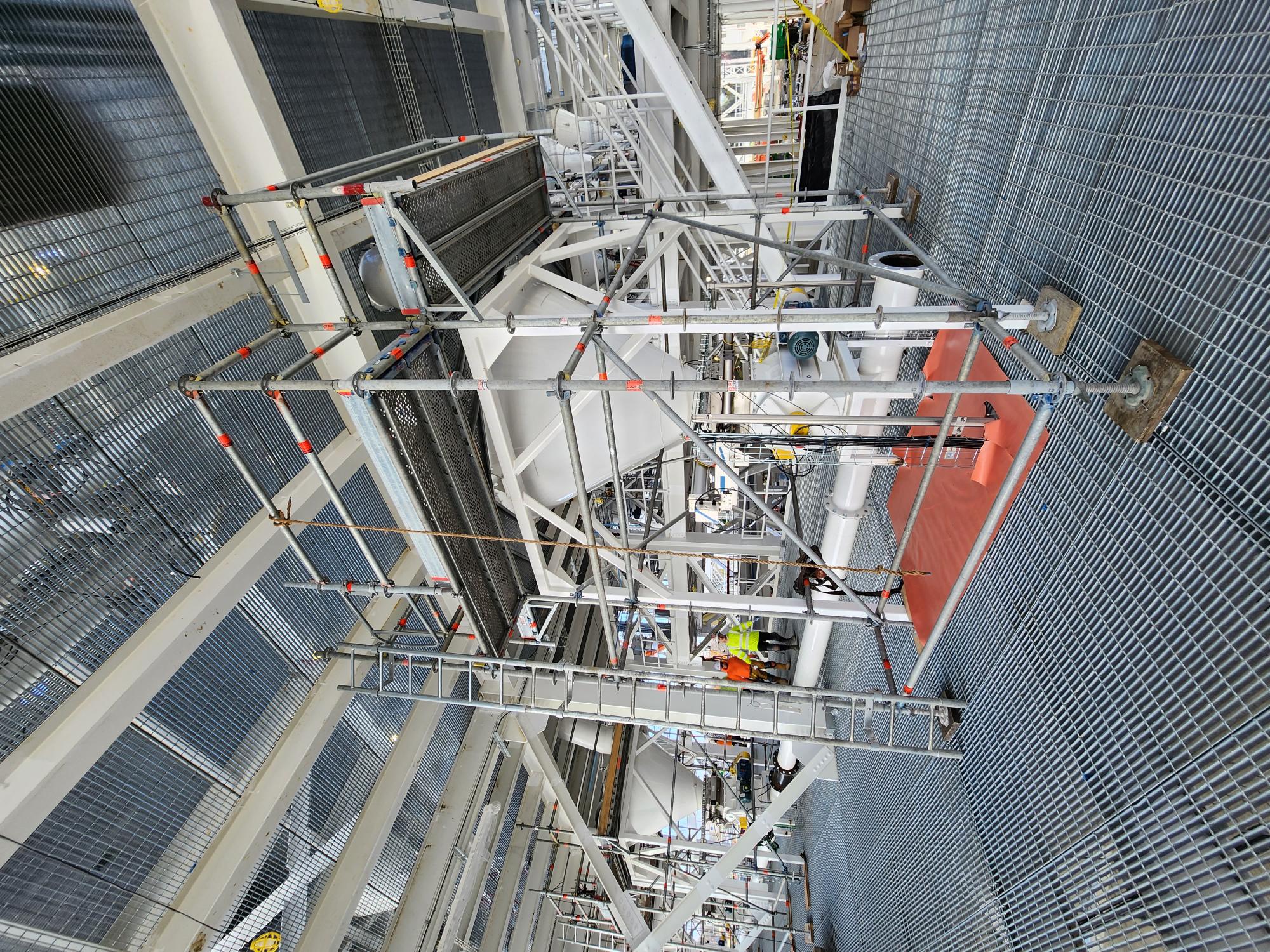 Scaffold access structure supporting commercial or industrial work